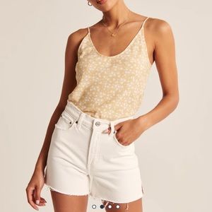 Abercrombie 90’s voopneck cami